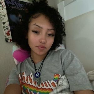 Meet your Posher, Hayde